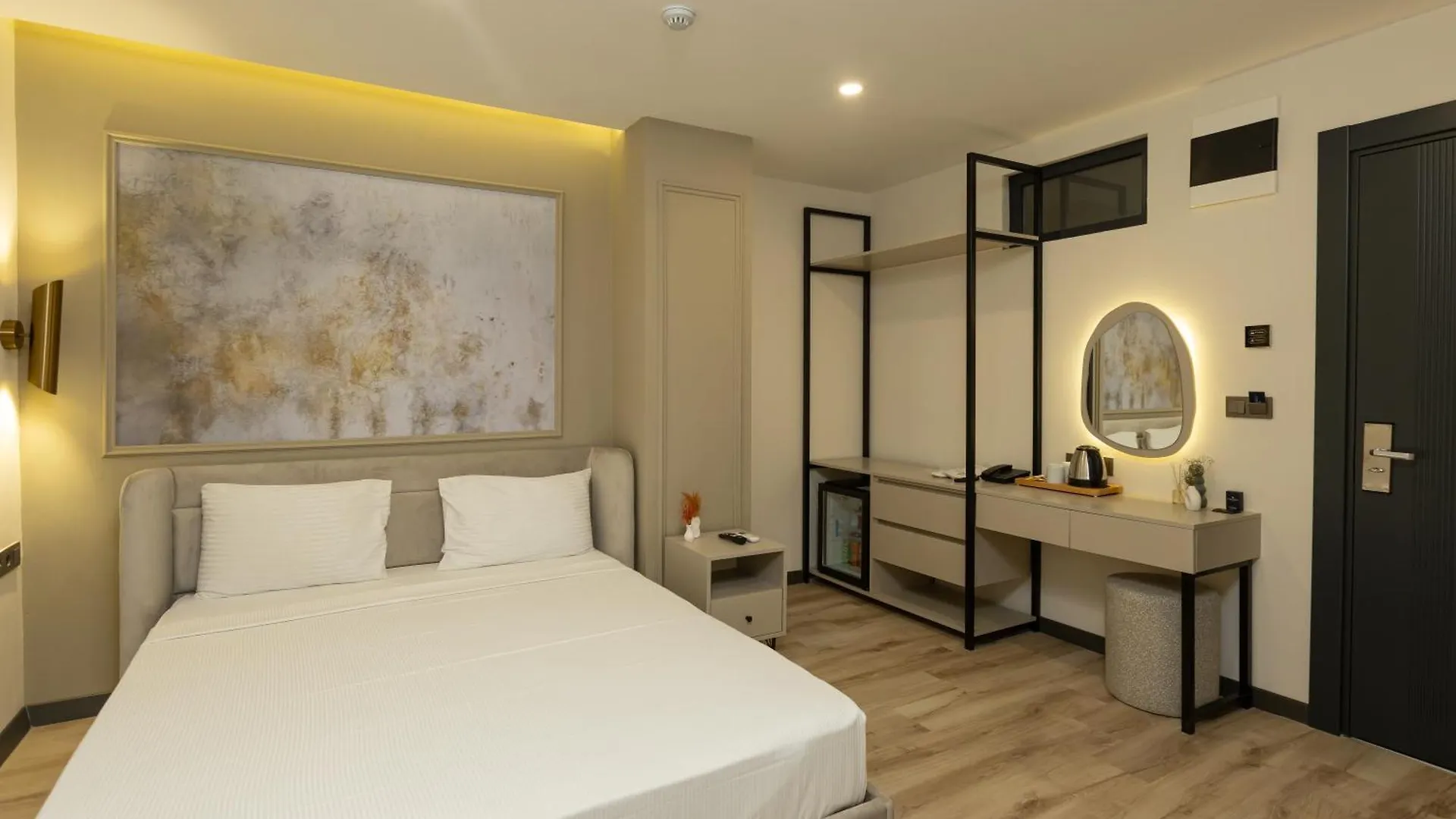 Fora Inn Lara Antalya