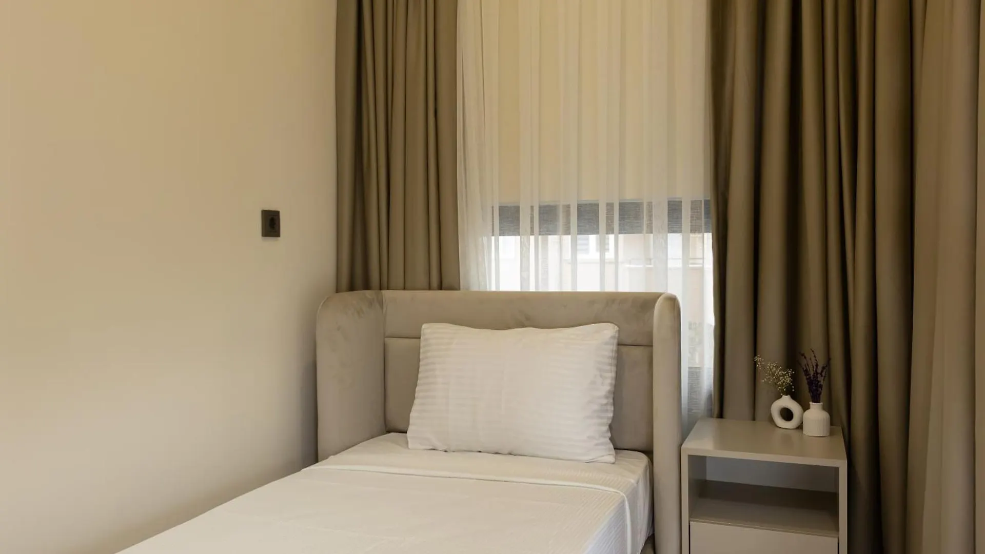 Fora Inn Lara Antalya